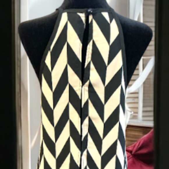 Agaci- Black & Beige Geo Top - M - Picture 2 of 3